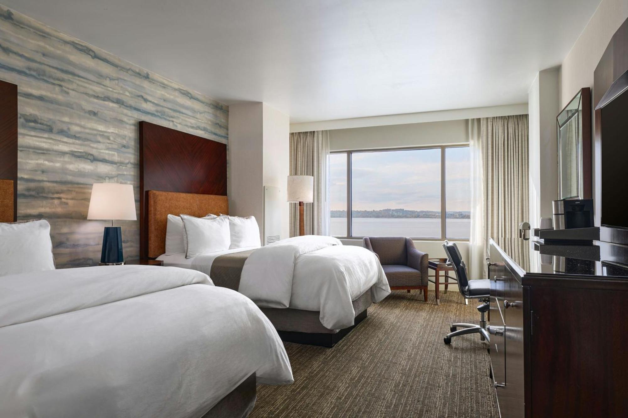 Hotel The Westin Washington National Harbor Esterno foto