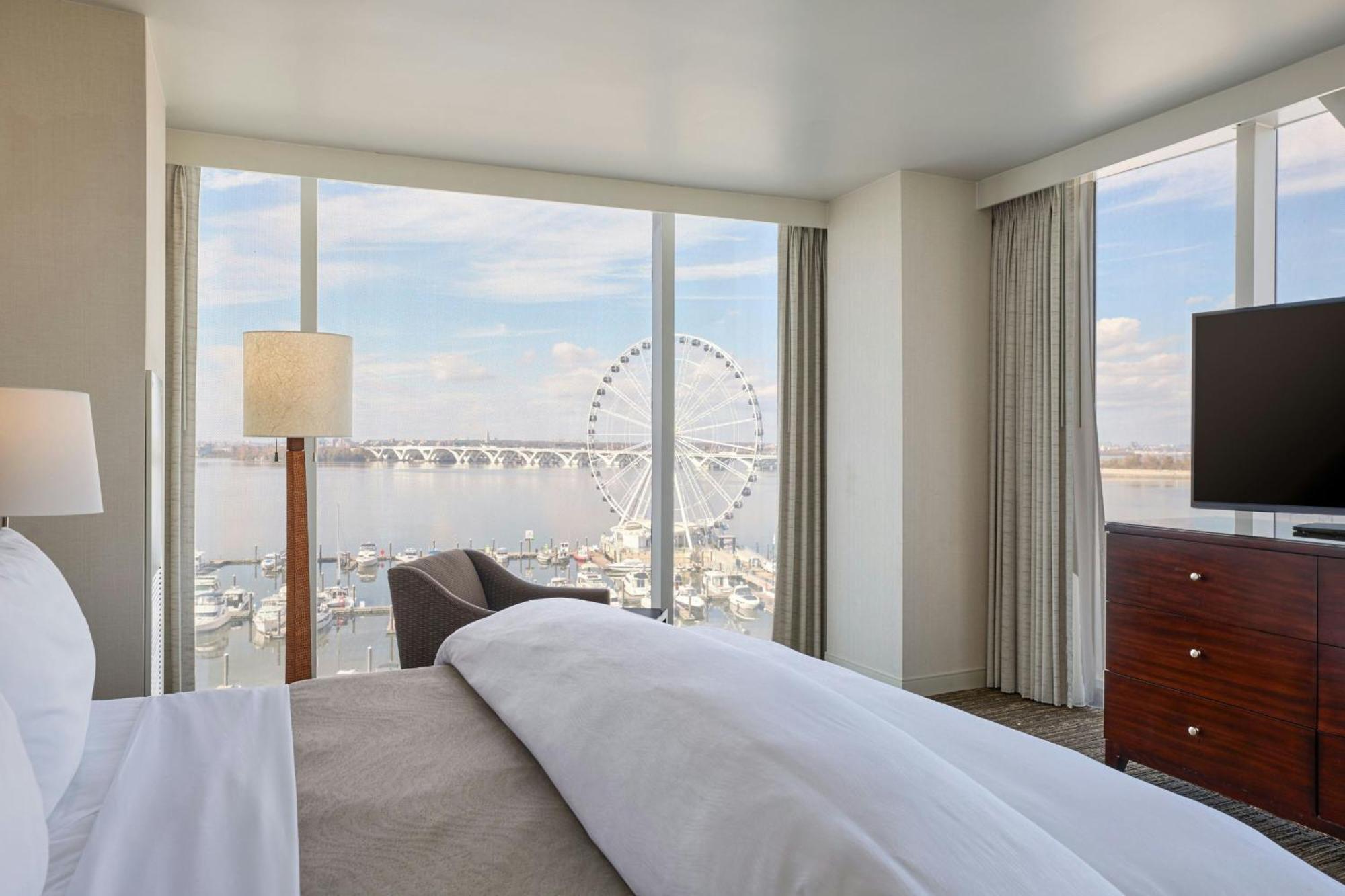 Hotel The Westin Washington National Harbor Esterno foto